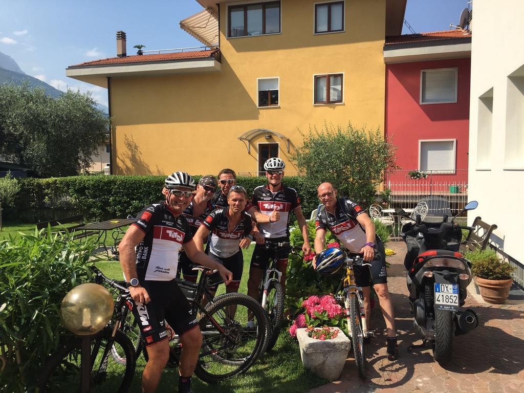Hotel Villa Al Vento Torbole Sul Garda Exterior foto