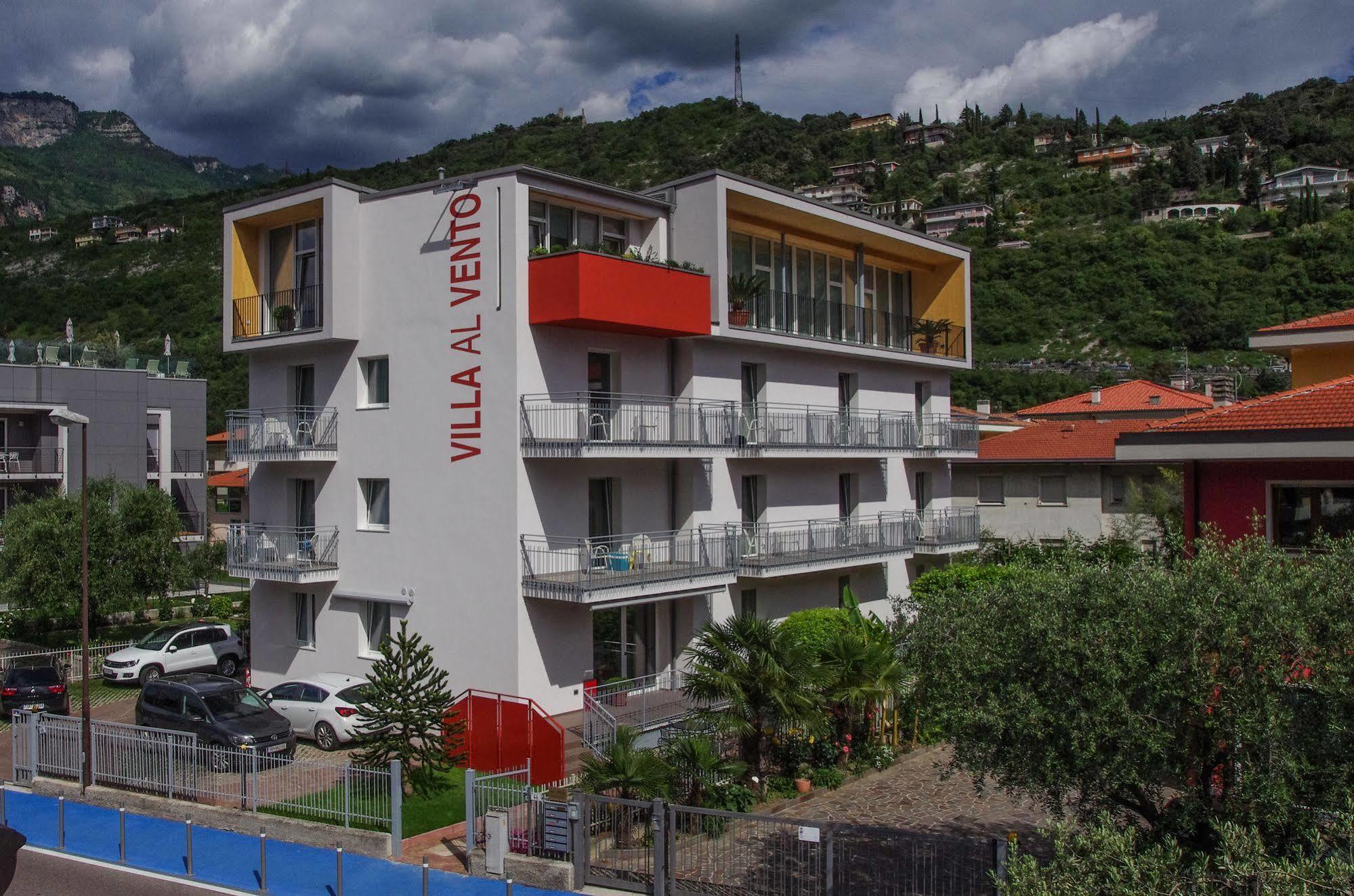 Hotel Villa Al Vento Torbole Sul Garda Exterior foto